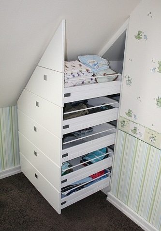 Einbaumöbel-Auszugschrank